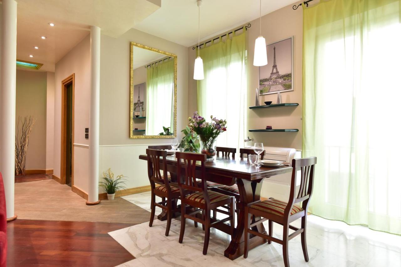 Elegant & Cozy Apartment In The Heart Of Рим Экстерьер фото