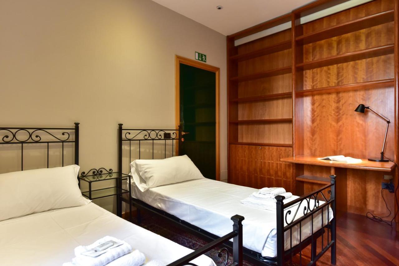 Elegant & Cozy Apartment In The Heart Of Рим Экстерьер фото